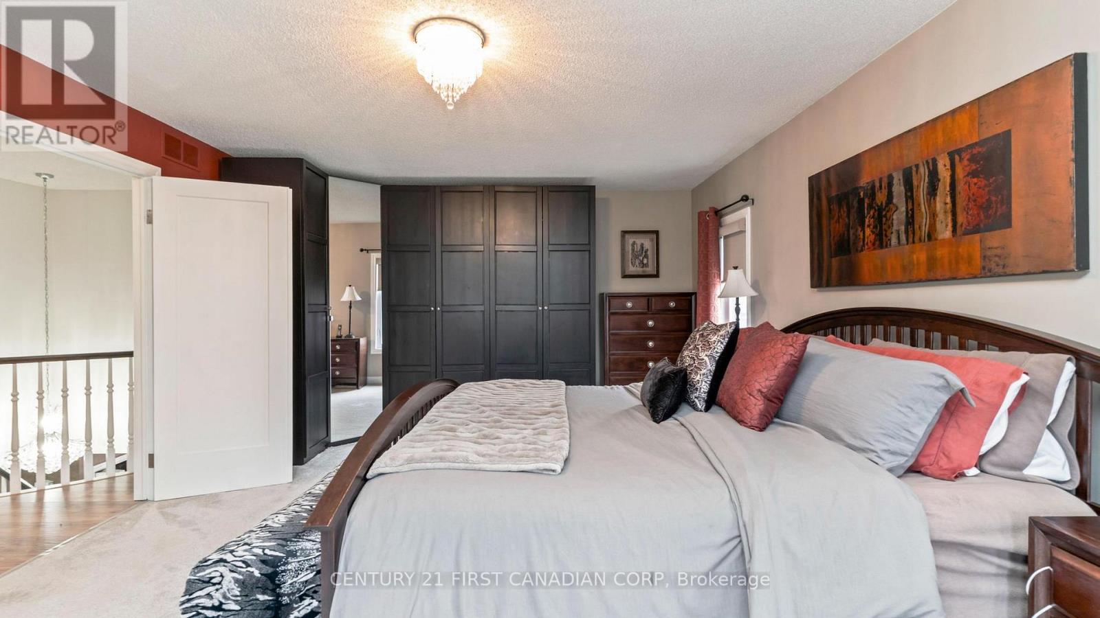 135 AMBLESIDE DRIVE Property Photo