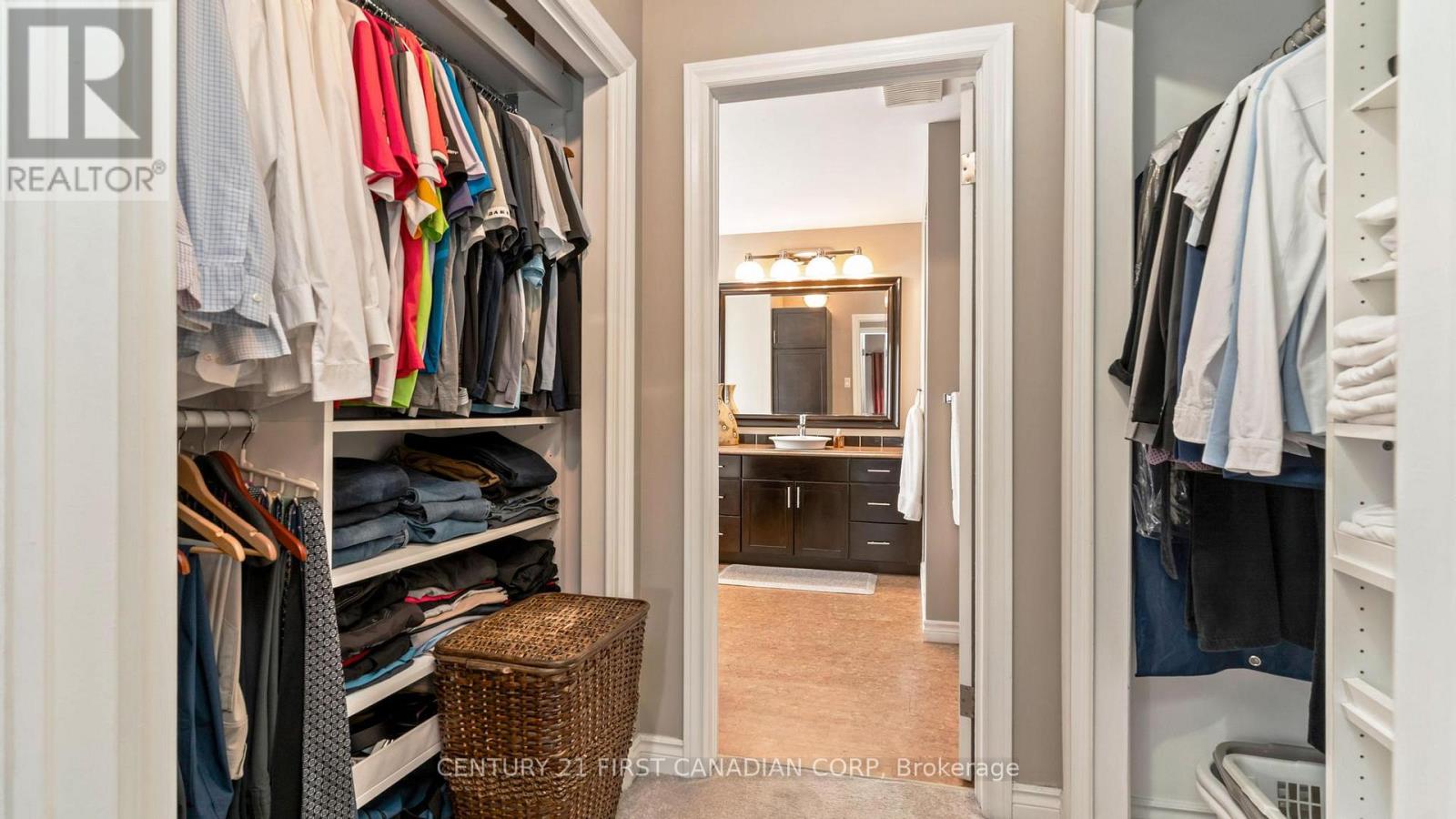 135 AMBLESIDE DRIVE Property Photo