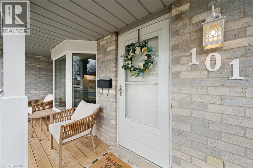 101 CONNELLY Drive, Kitchener, Ontario N2N2T9 - Photo 5