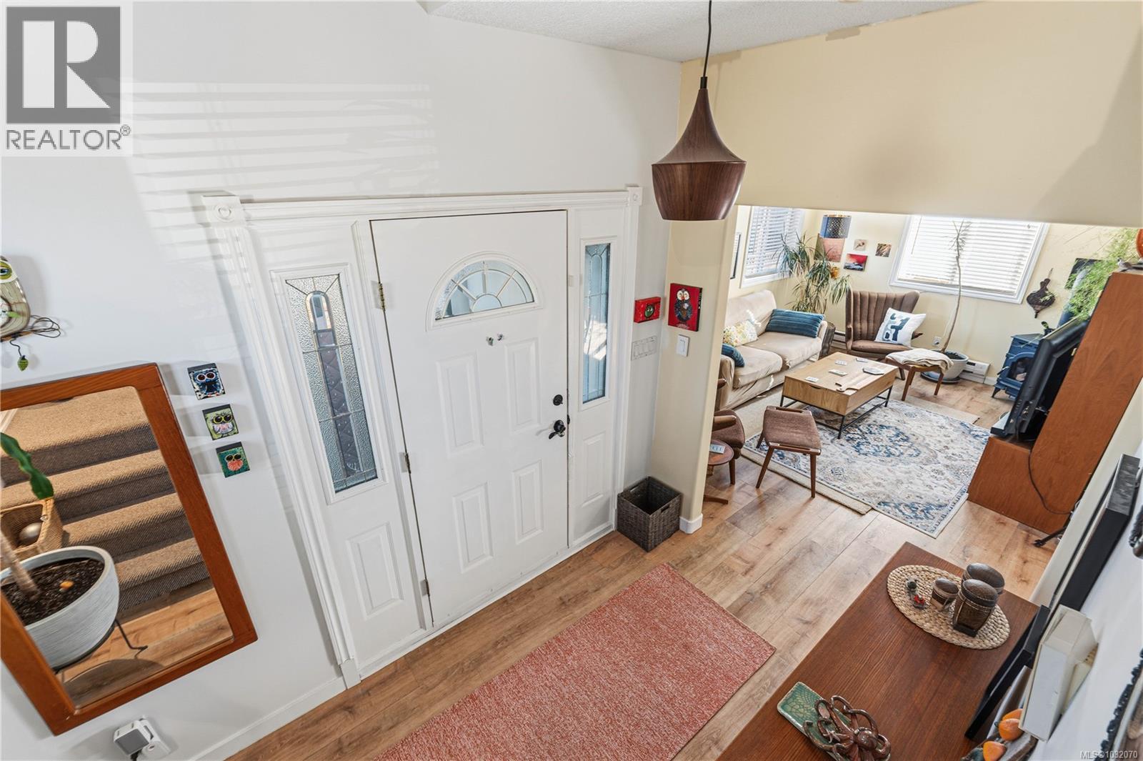 245 SABISTON ST - 13