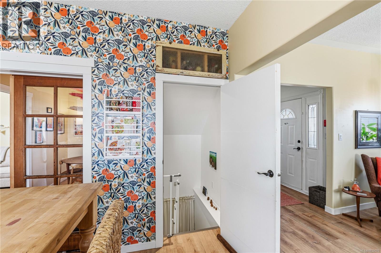 245 SABISTON ST - 28