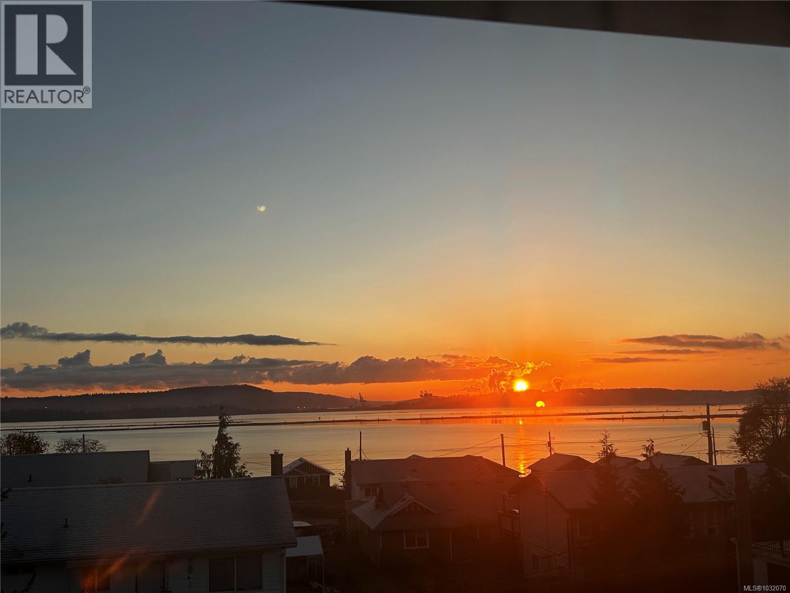 245 SABISTON ST - 49