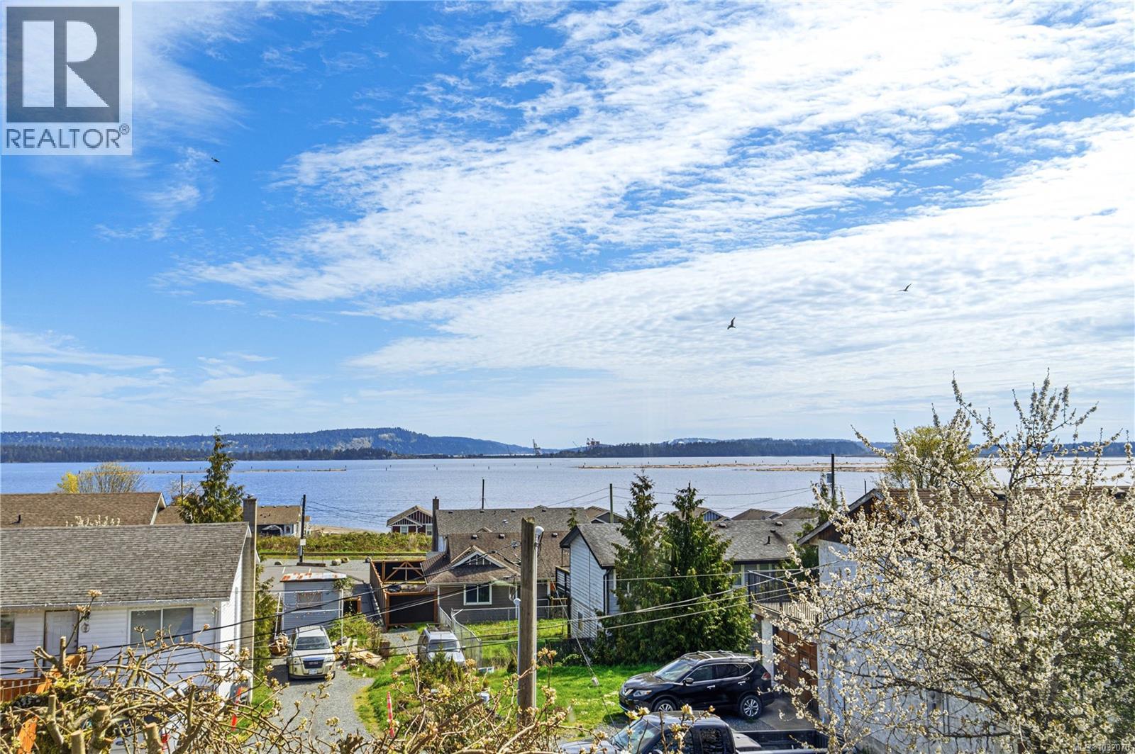 245 SABISTON ST - 50