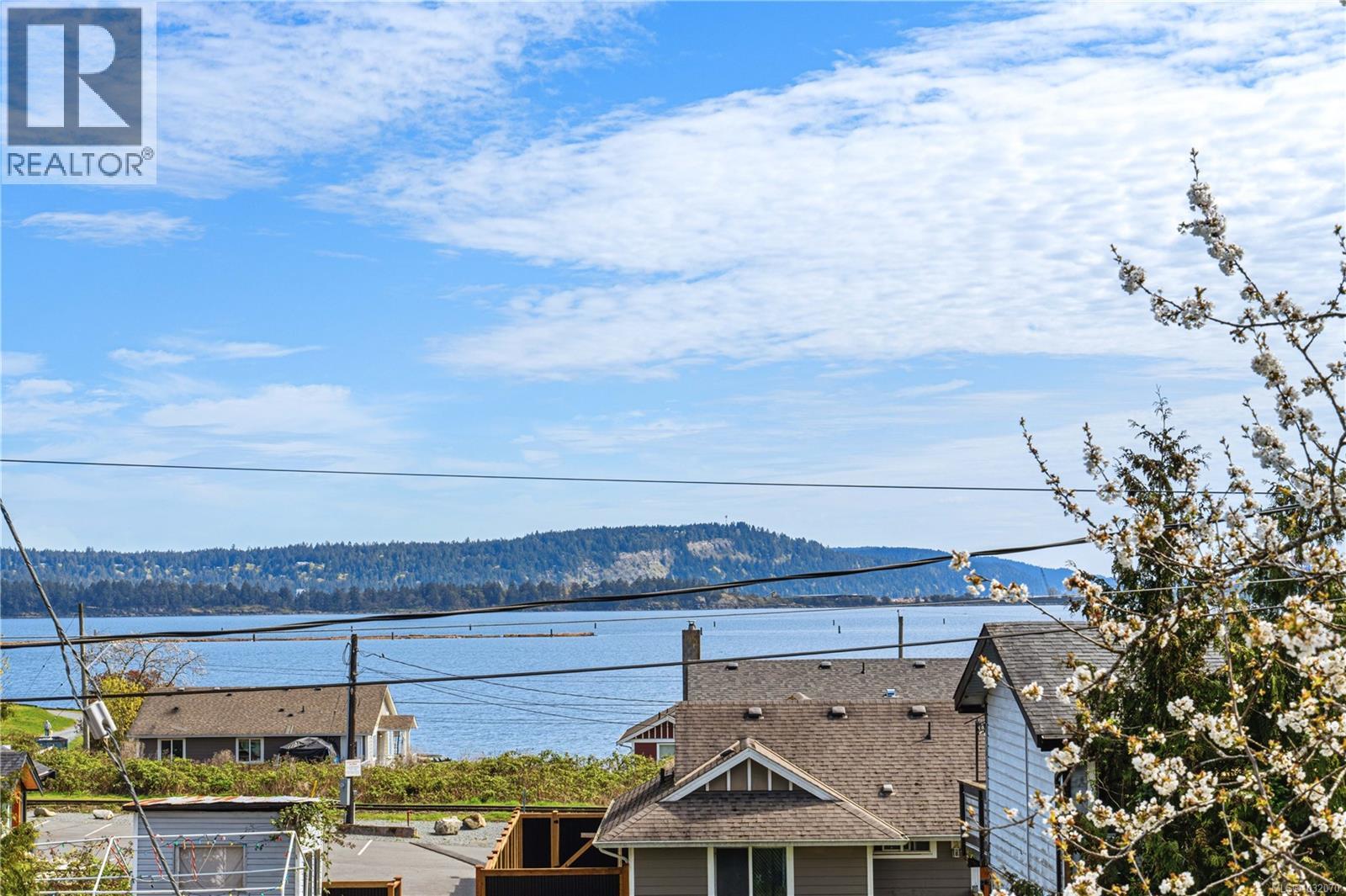 245 SABISTON ST - 51