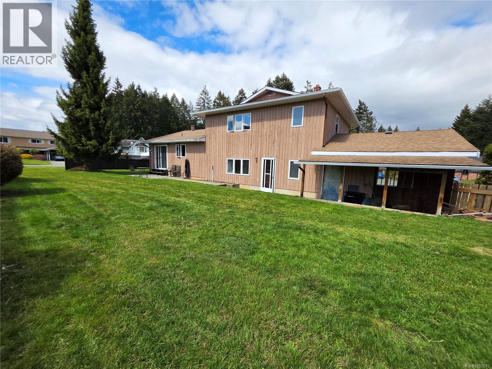 3738 BISHOP CRES - 19