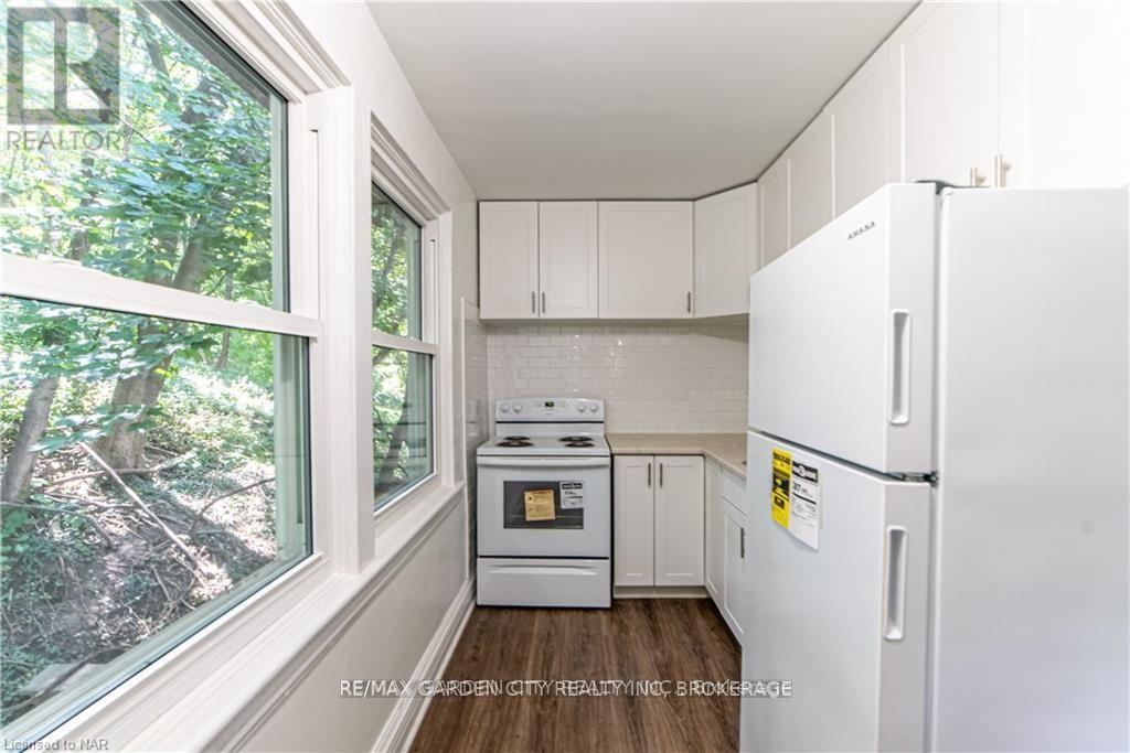 68 ARKLEDUN AVENUE - 9