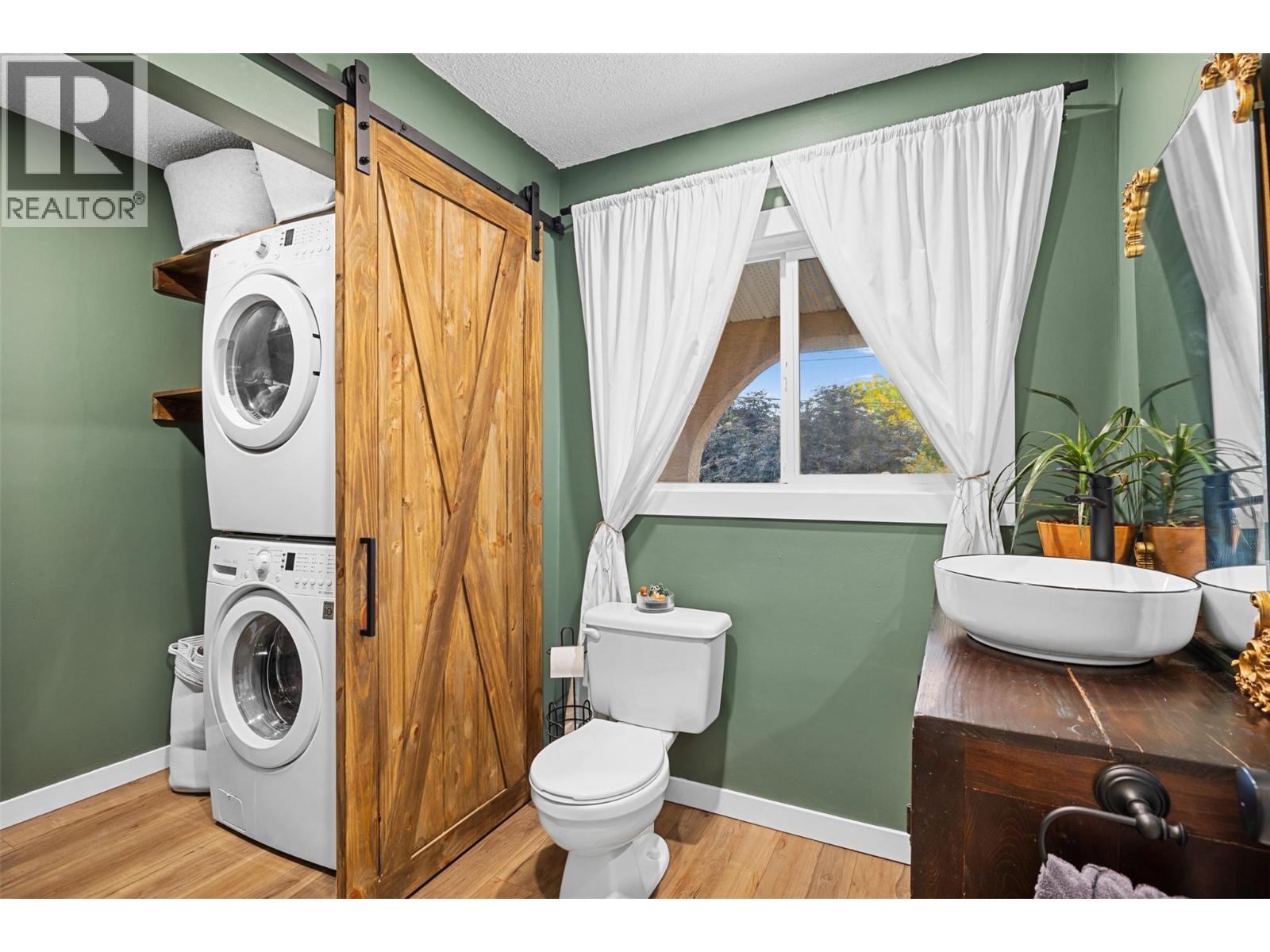  3754 Carrall Road, West Kelowna