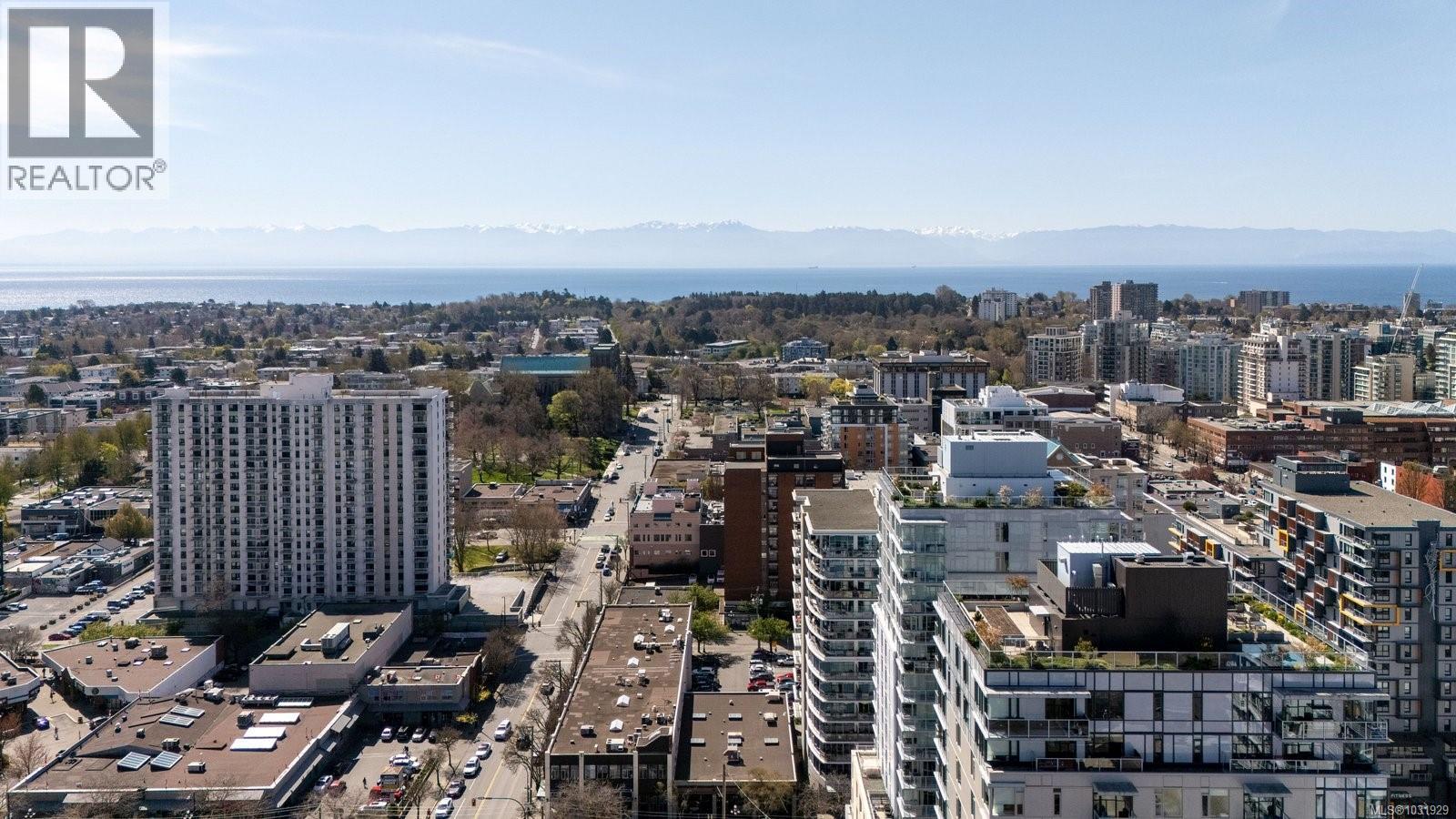 #504 848 YATES ST - 28