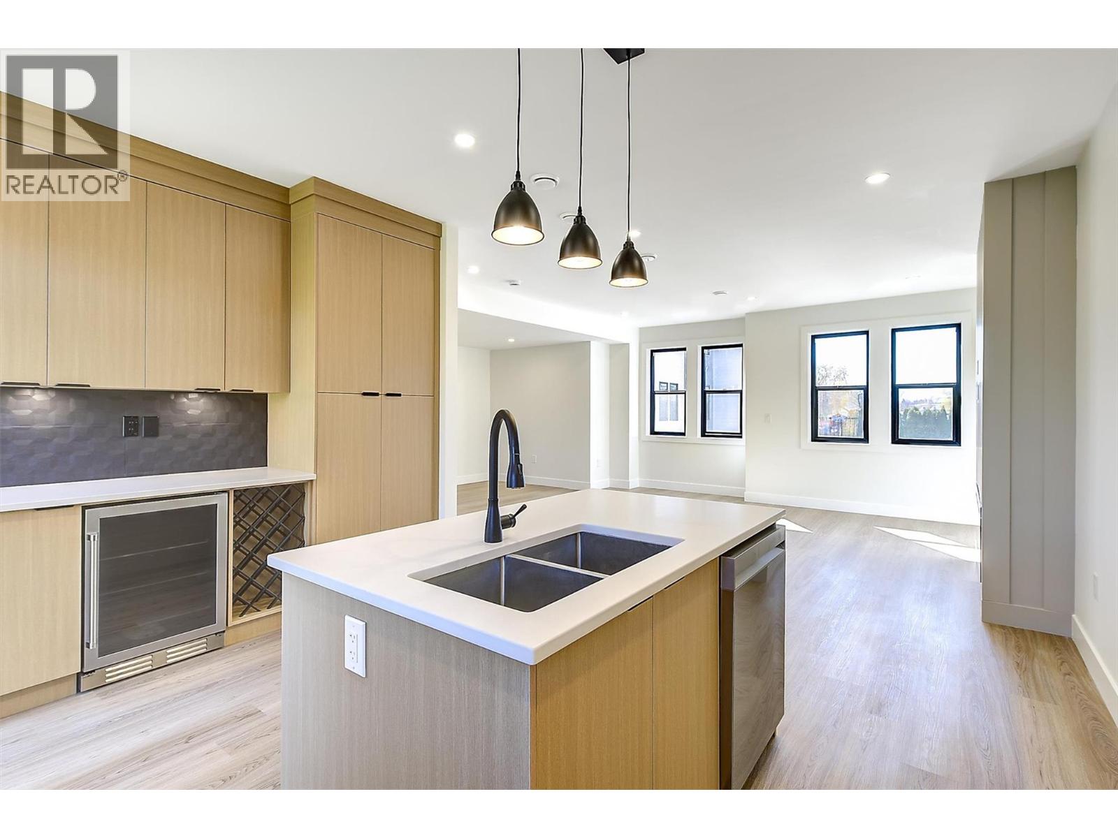 3590 Redecopp Road Unit# 4, Lake Country