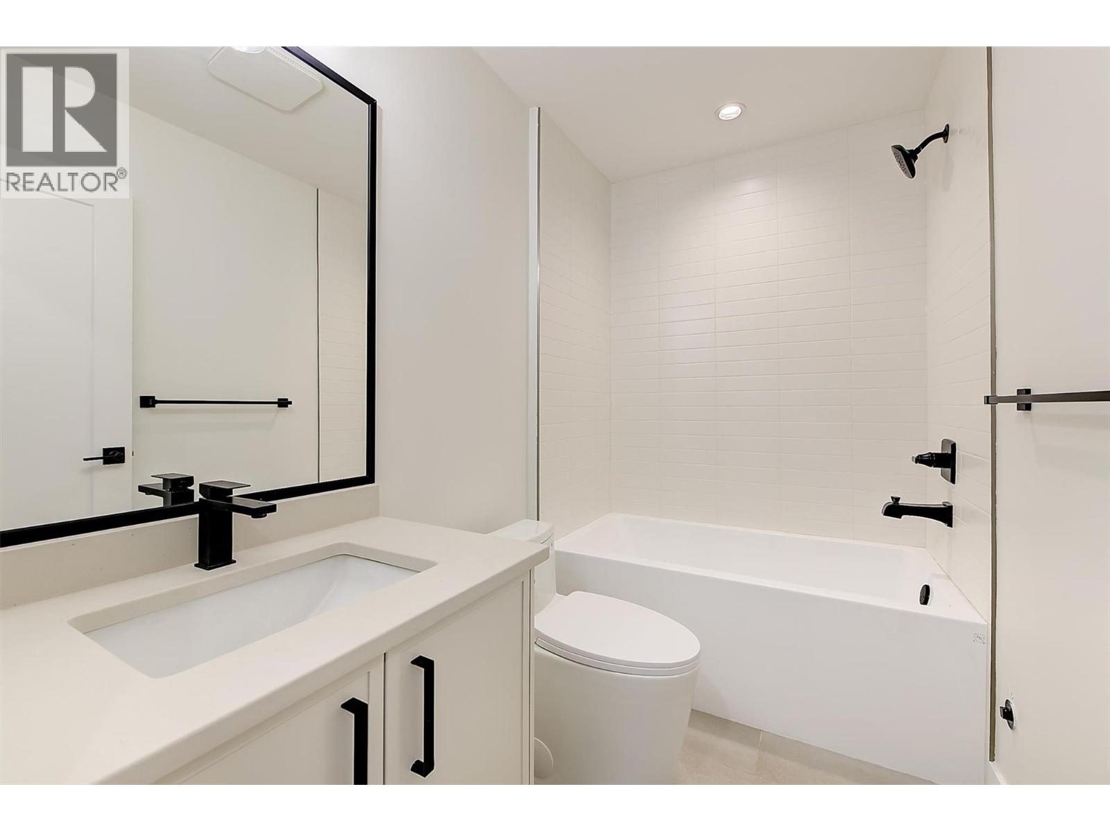 3590 Redecopp Road Unit# 4, Lake Country