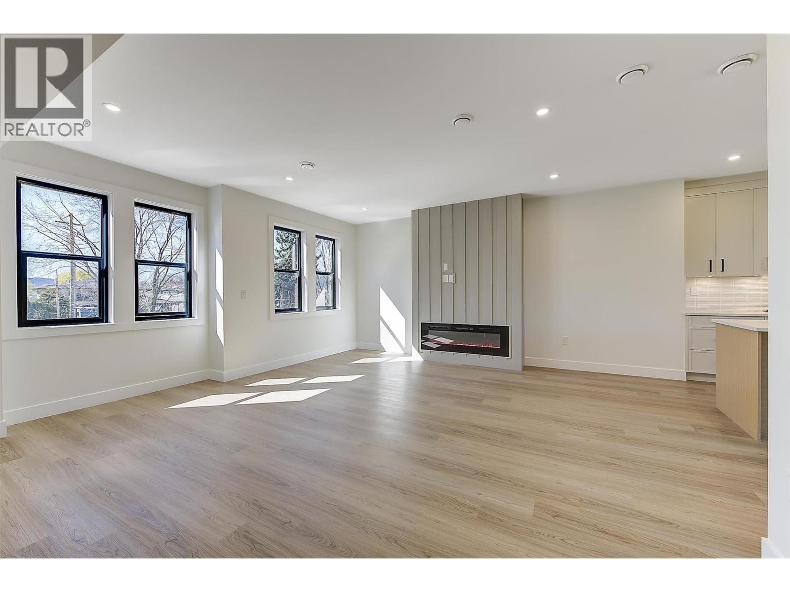 3590 Redecopp Road Unit# 4, Lake Country