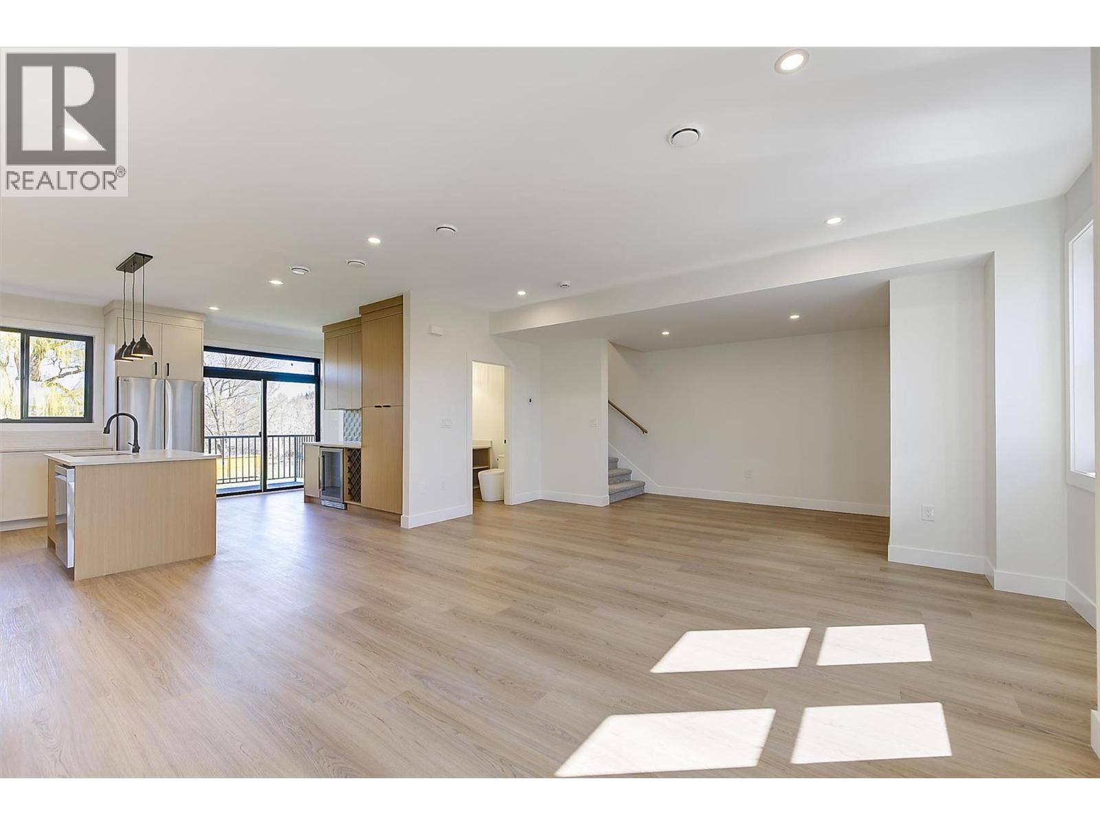 3590 Redecopp Road Unit# 4, Lake Country