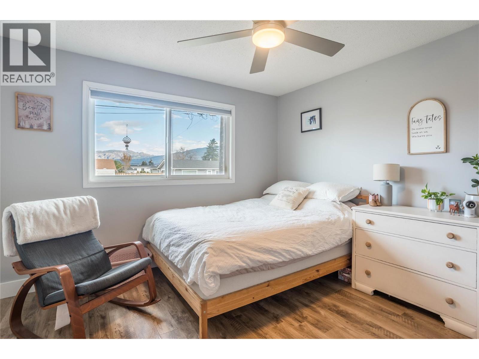 2513 Juniper Street, Summerland