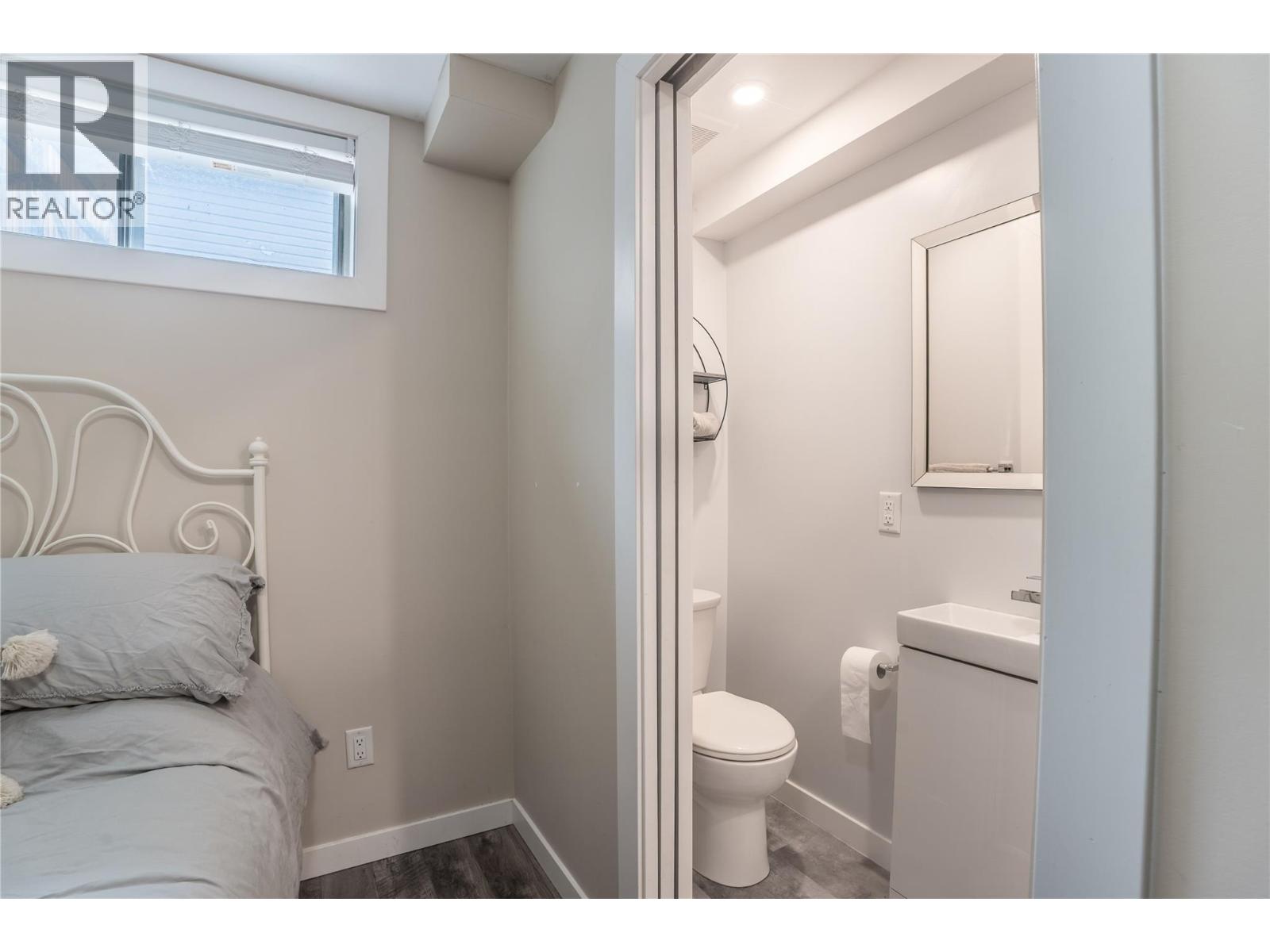 2513 Juniper Street, Summerland