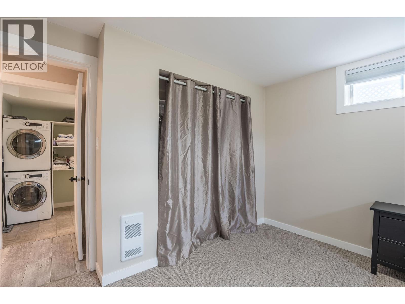 2513 Juniper Street, Summerland