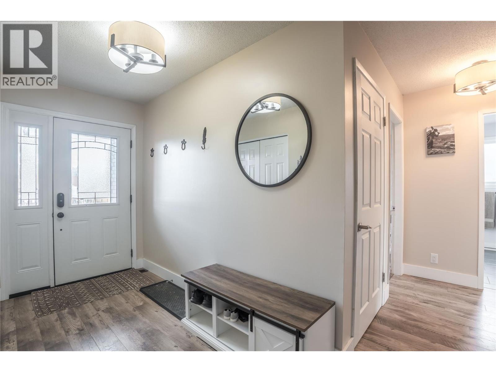 2513 Juniper Street, Summerland