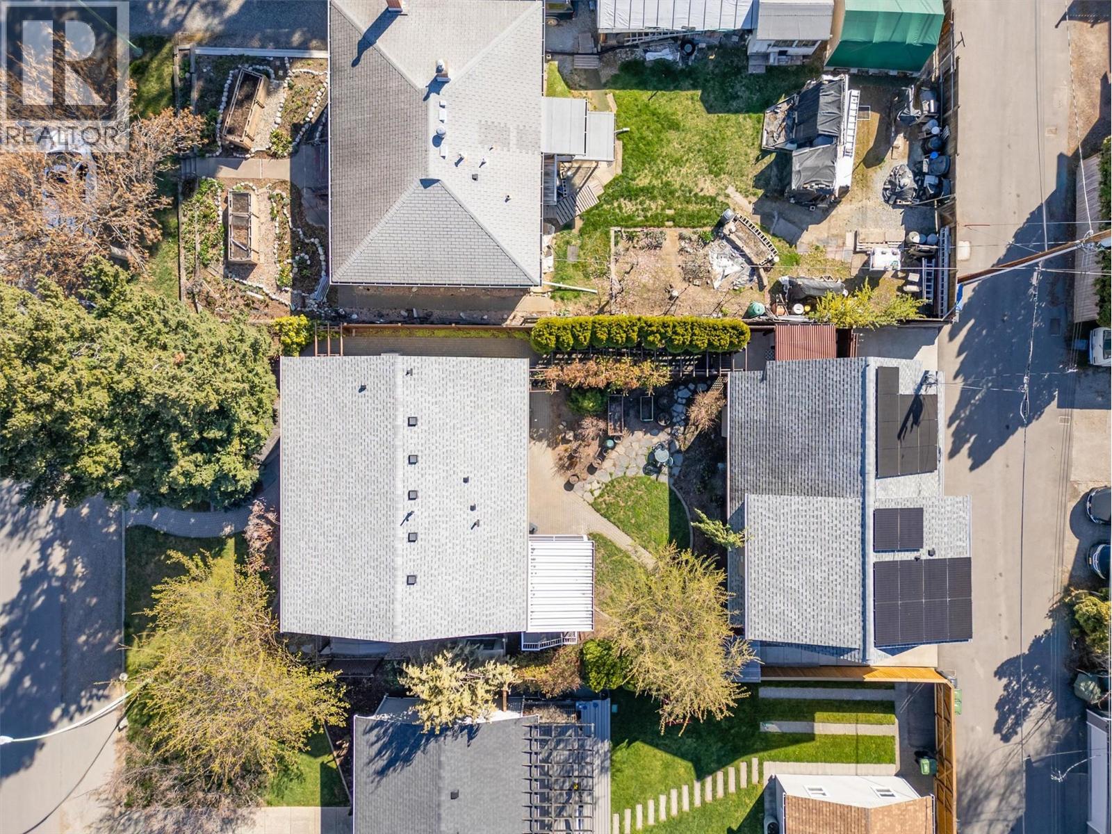 645 Francis Avenue - 2