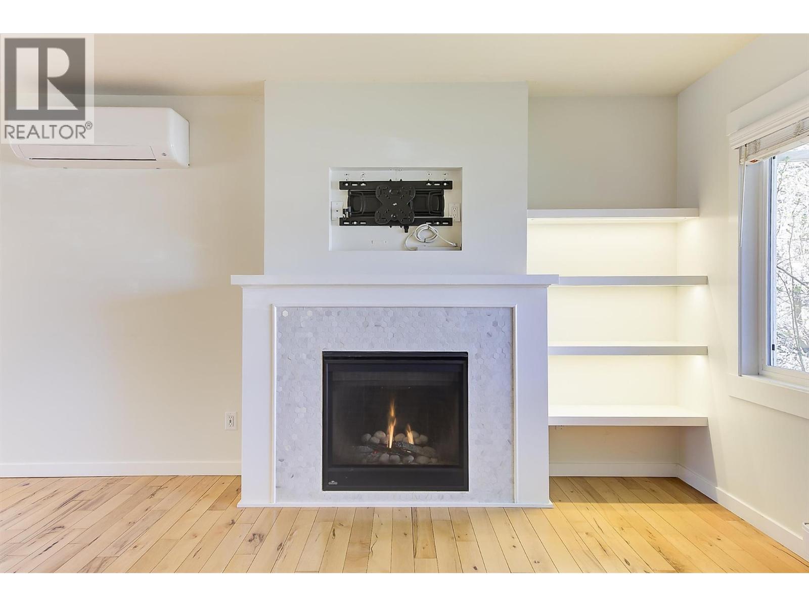 645 Francis Avenue, Kelowna