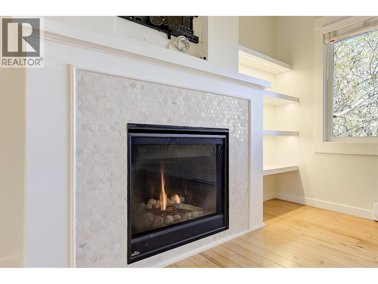 645 Francis Avenue, Kelowna