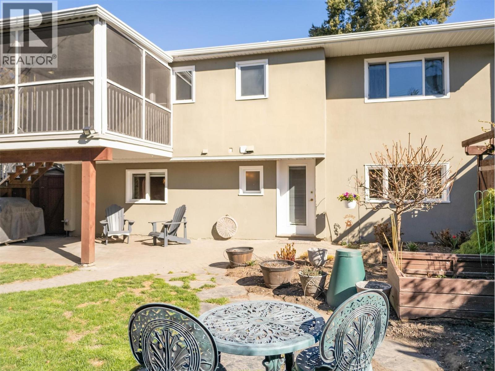 645 Francis Avenue, Kelowna