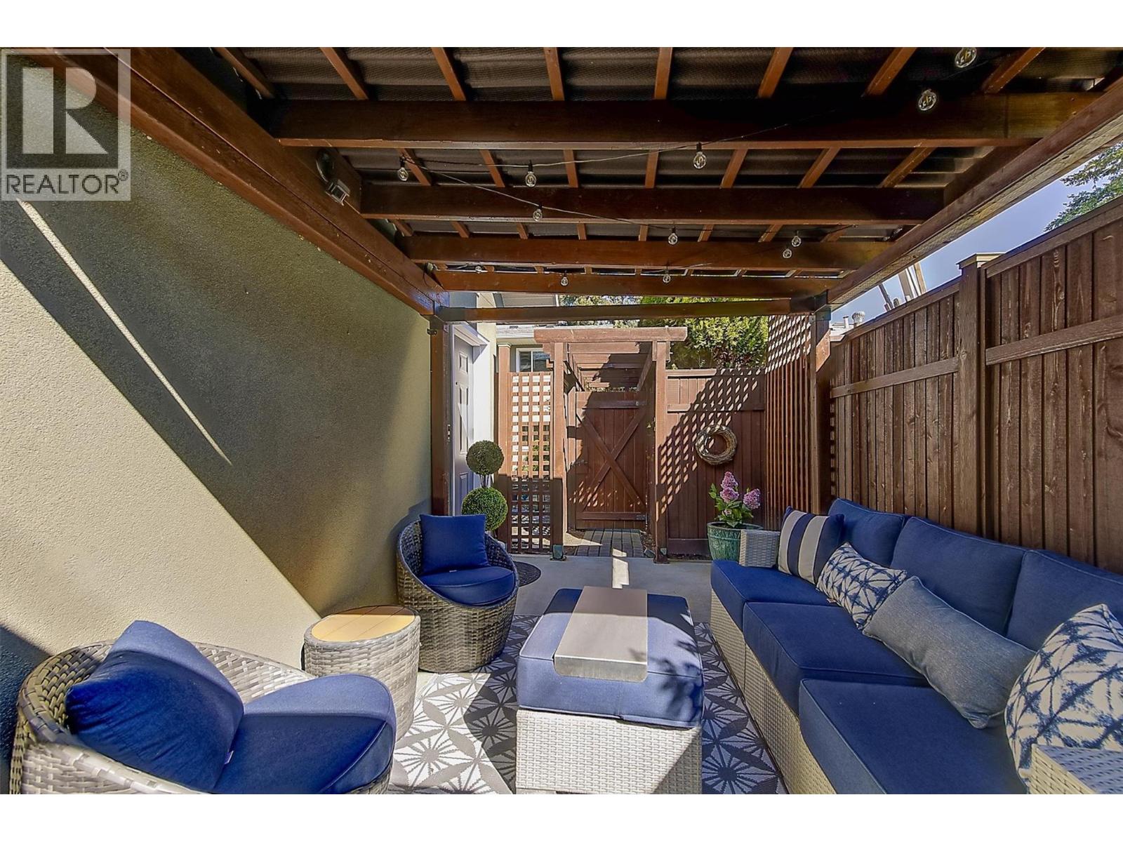 645 Francis Avenue, Kelowna