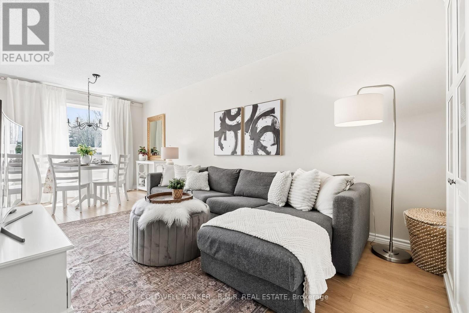 #12 811 WILSON ROAD N - 12