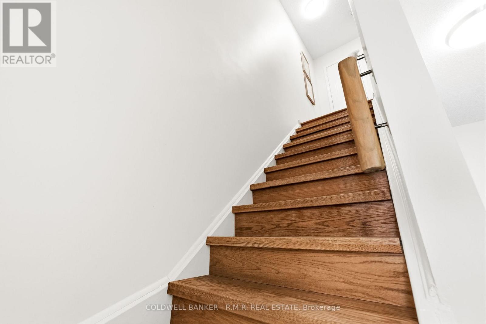 #12 811 WILSON ROAD N - 26