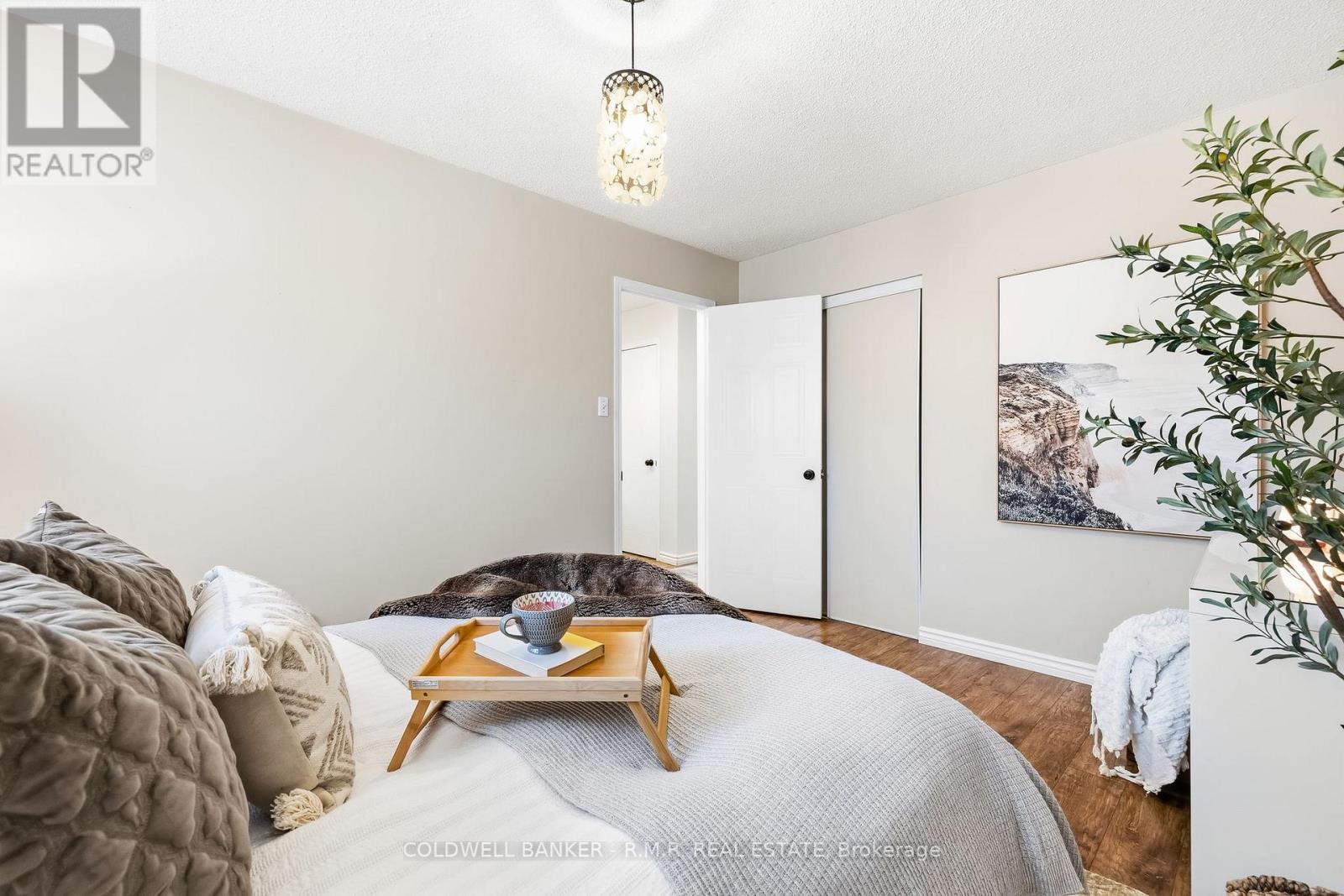 #12 811 WILSON ROAD N - 28