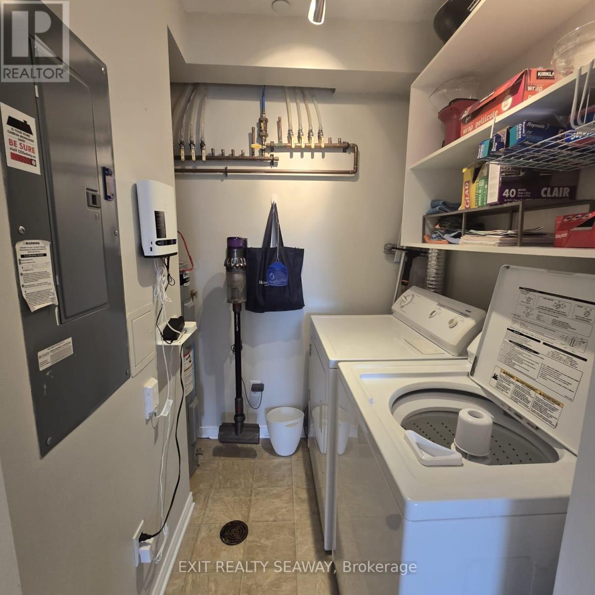 Laundry in suite