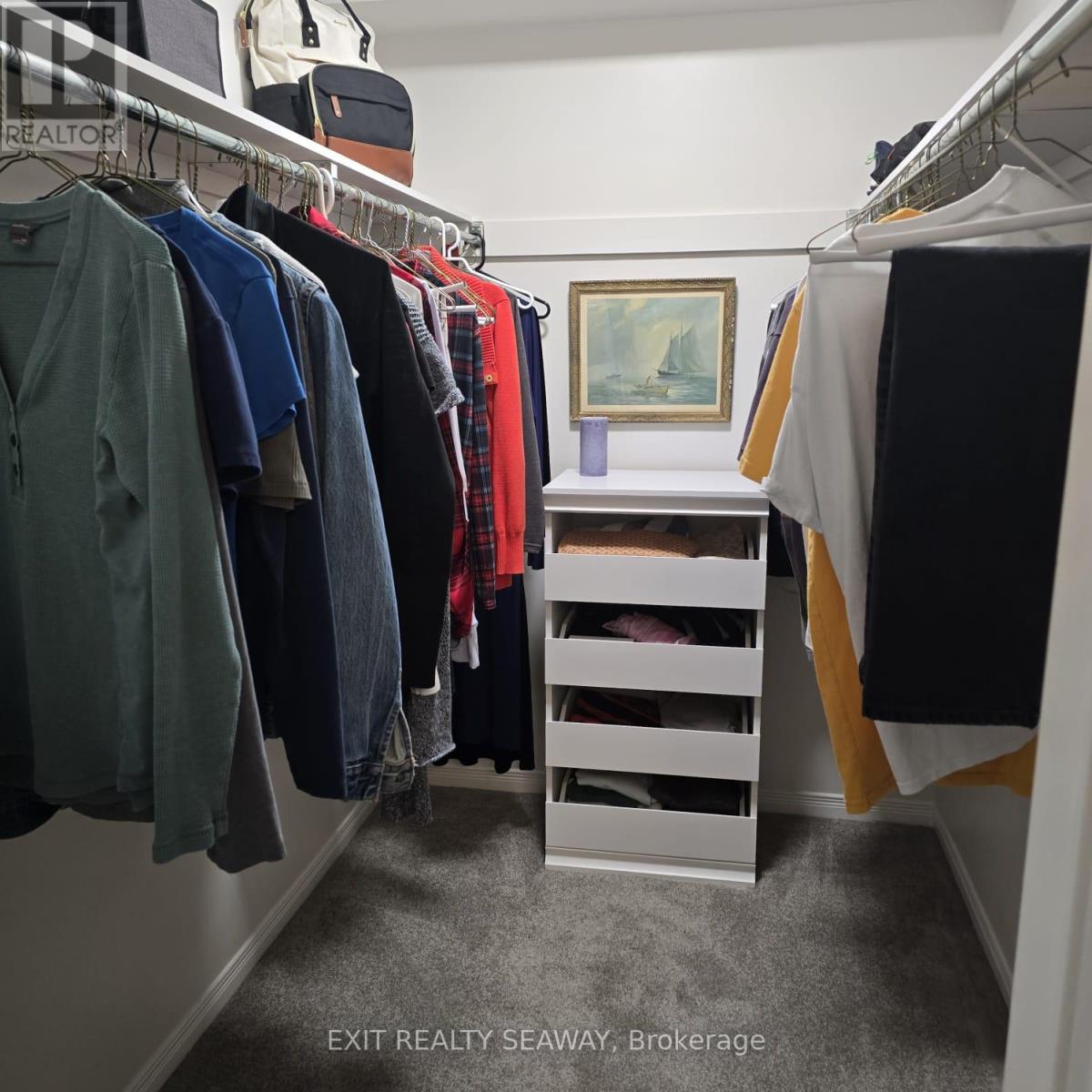 Master Walk In Closet