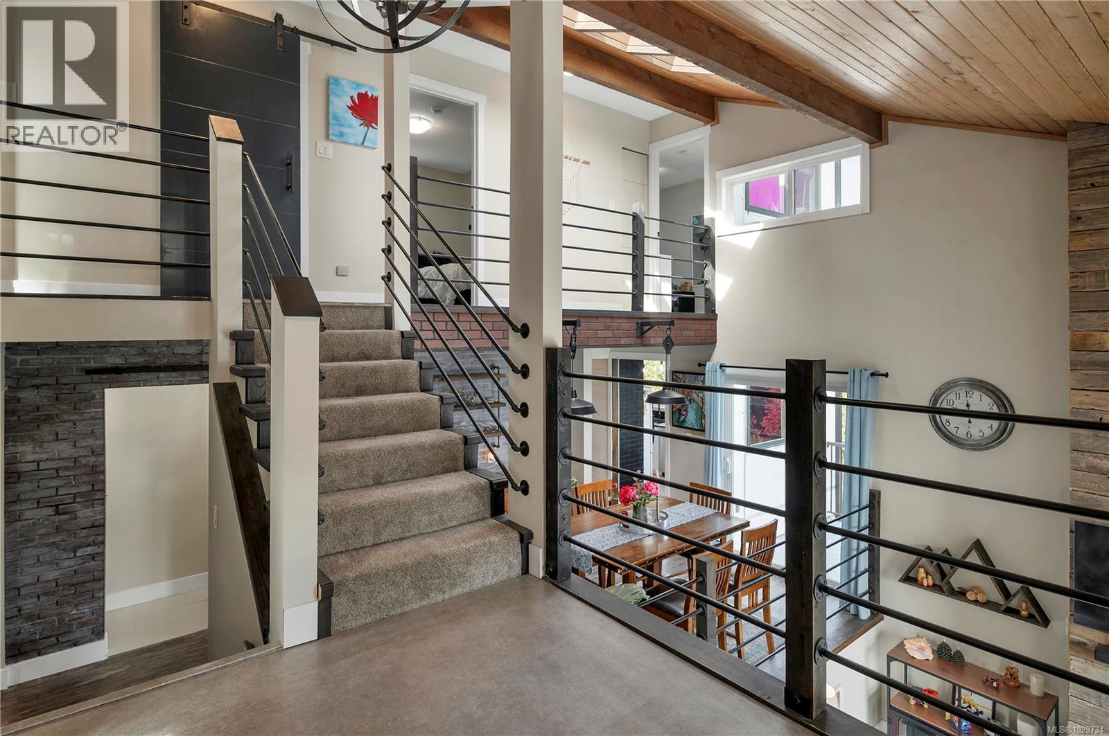 241 Alder St S - 29