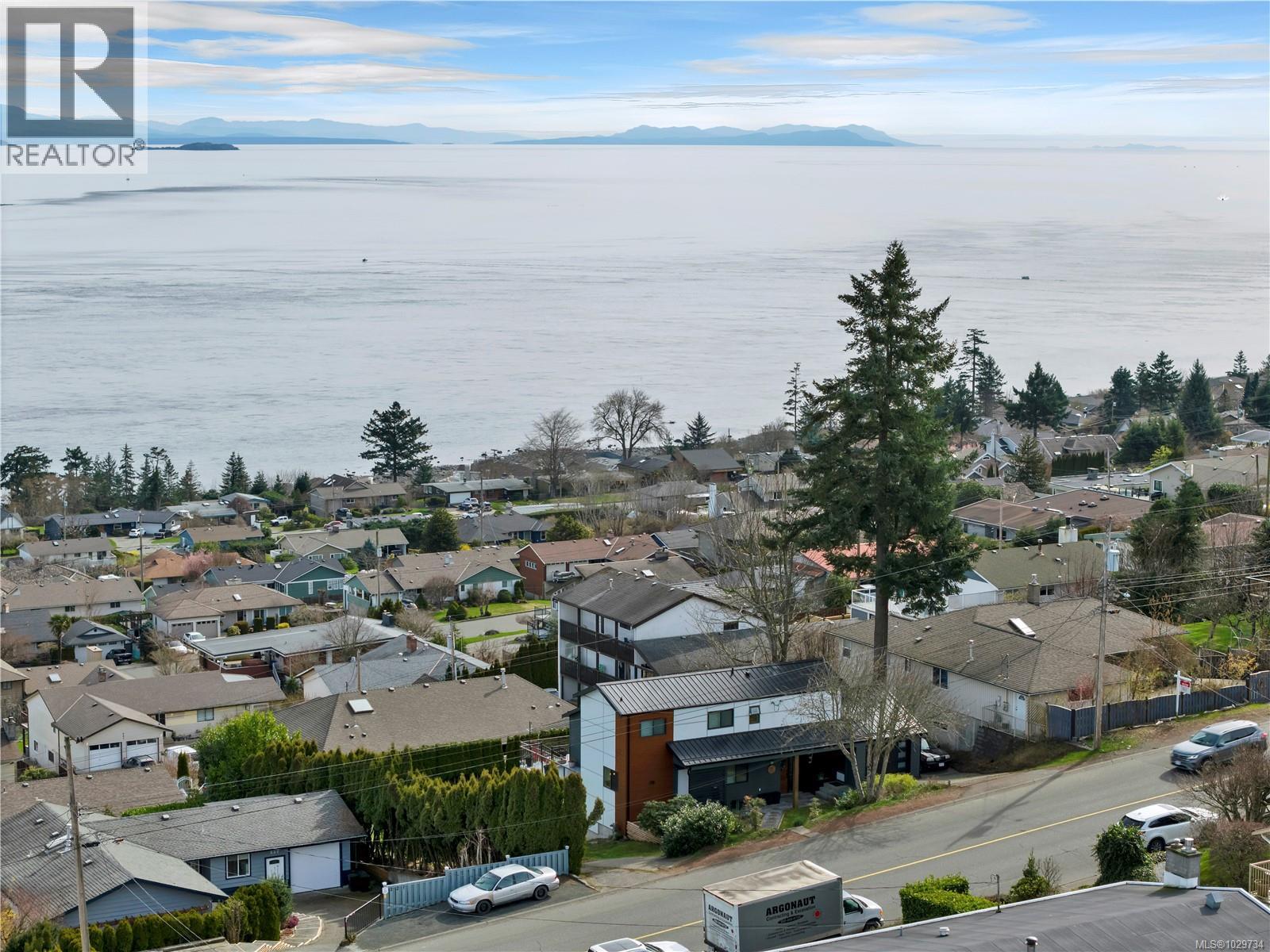 241 Alder St S - 73