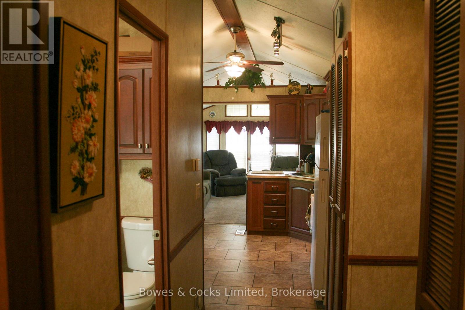 2 ROCKHAVEN-PIONEER POINT — photo 24