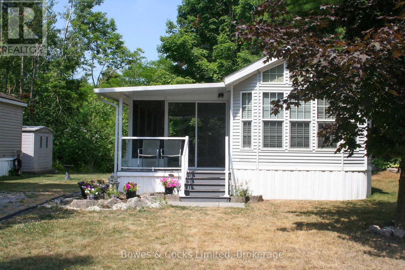 2 ROCKHAVEN-PIONEER POINT — photo 3