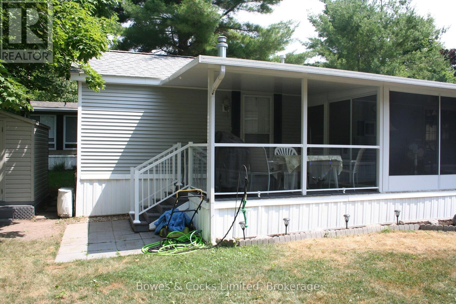 2 ROCKHAVEN-PIONEER POINT — photo 32