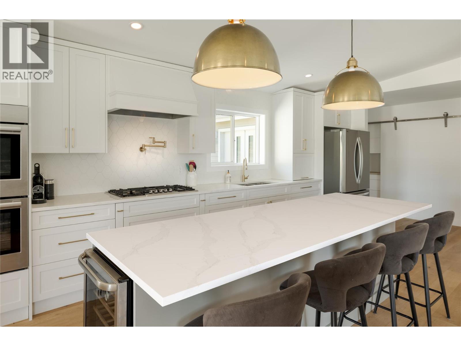 10942 Russell Road, Lake Country