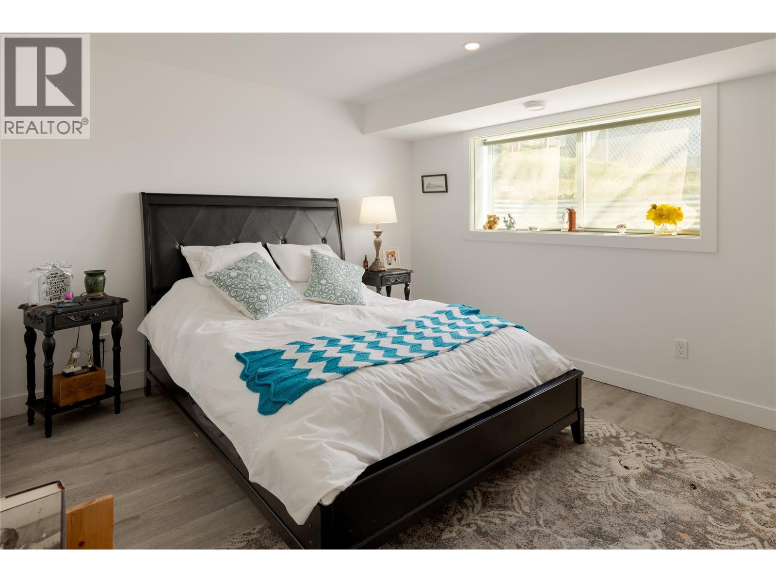 10942 Russell Road, Lake Country