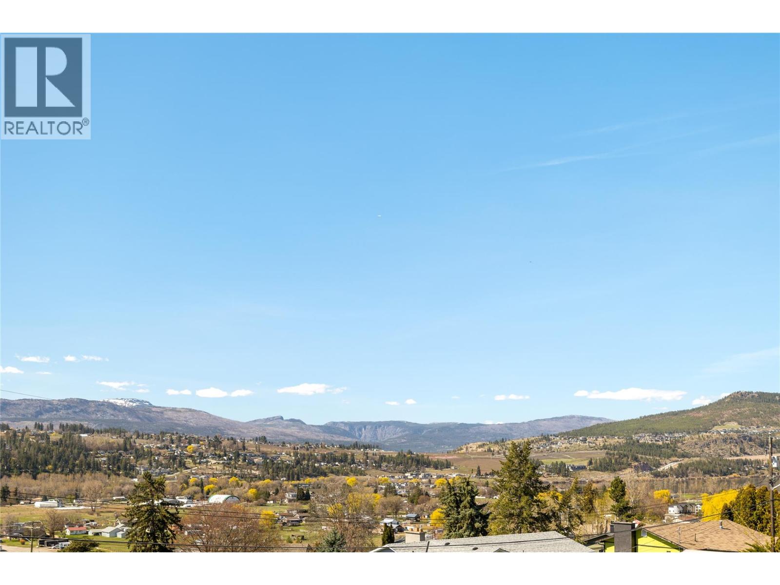 10942 Russell Road, Lake Country