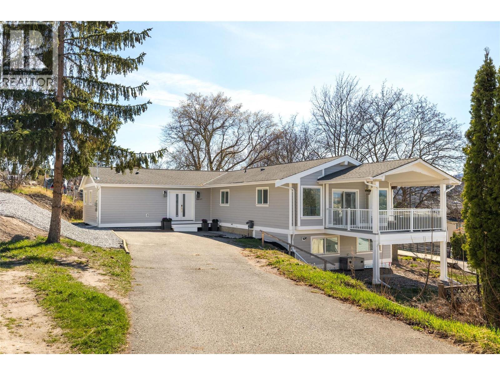 10942 Russell Road, Lake Country