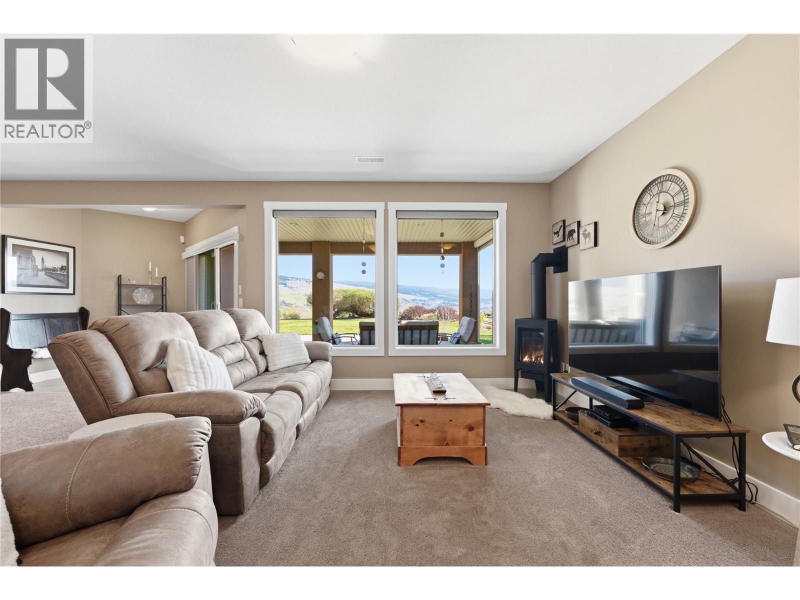 2579 Sylvia Road, Lake Country