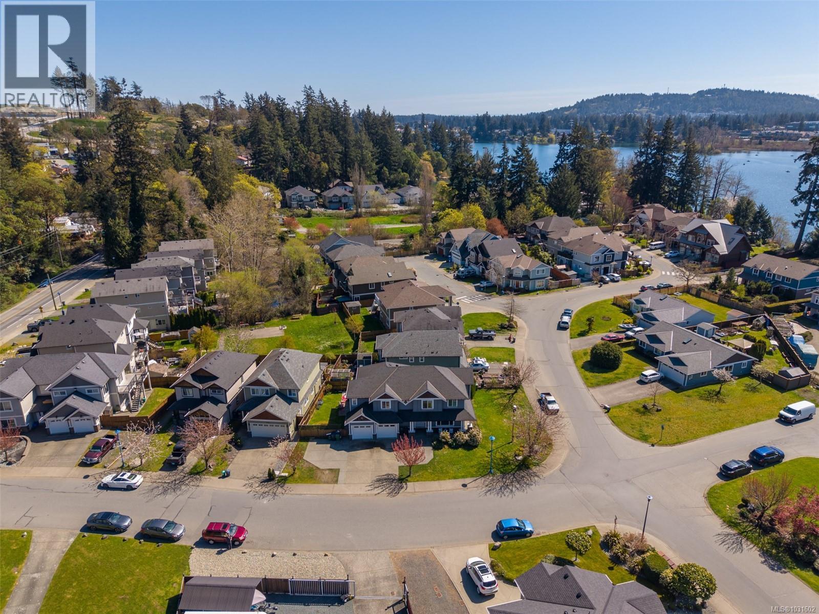  2798 Lakeshore Place, Langford