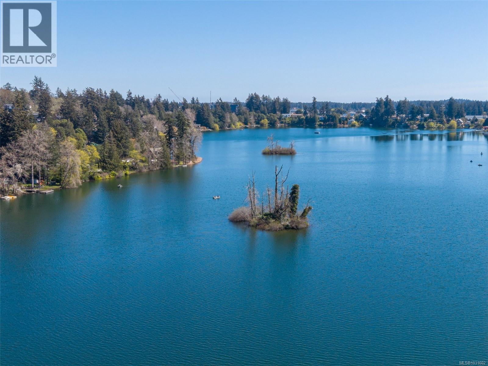  2798 Lakeshore Place, Langford