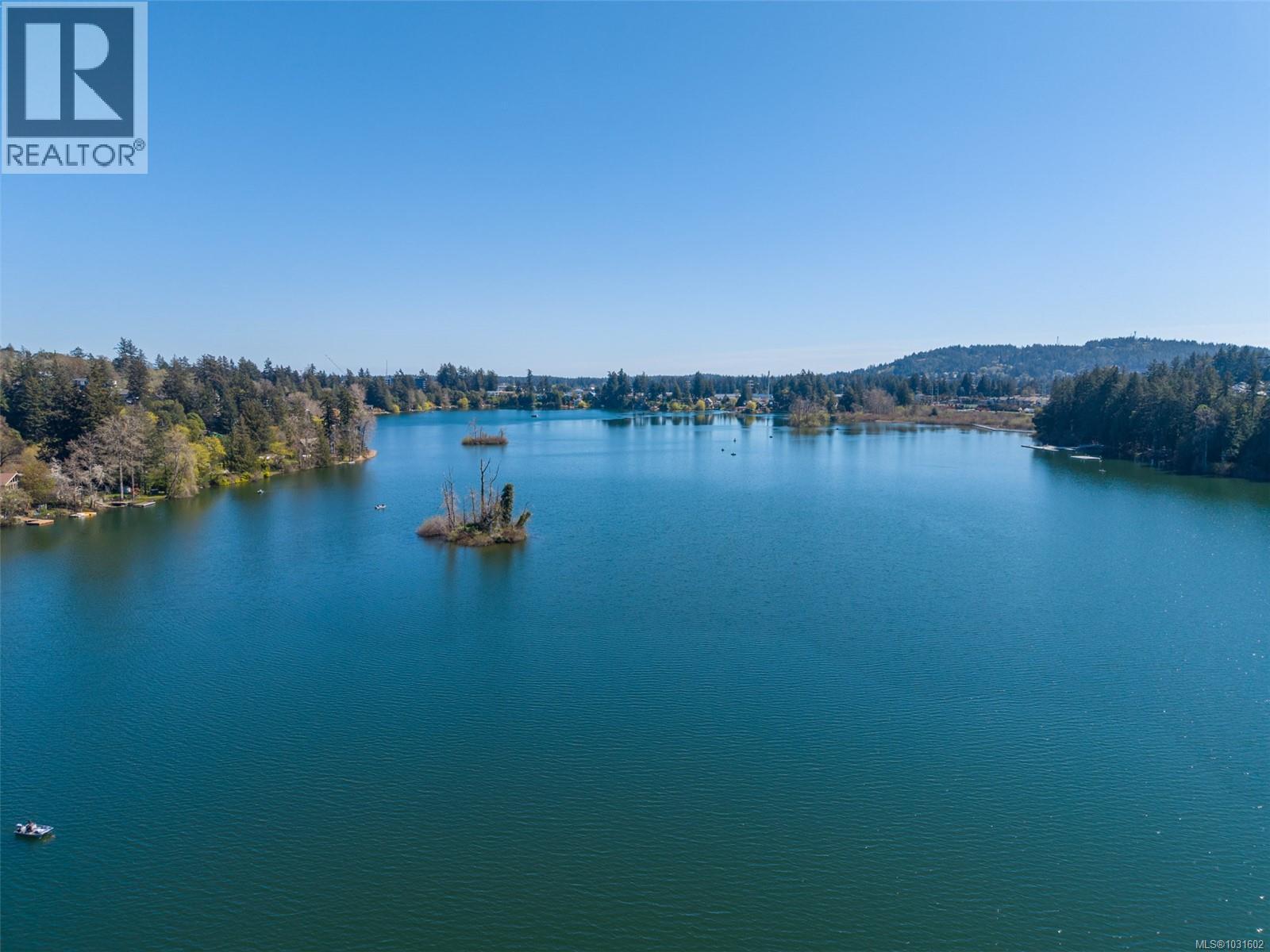  2798 Lakeshore Place, Langford