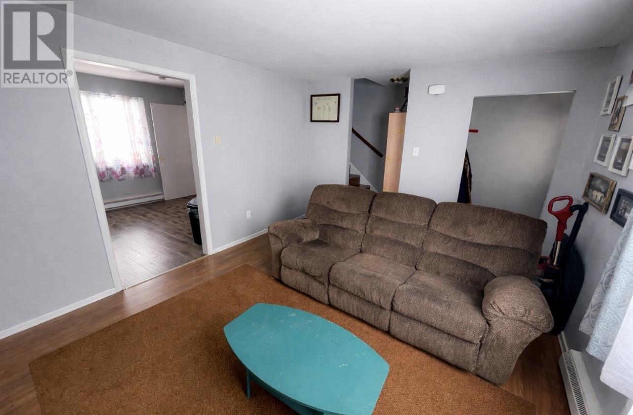 44 Adams Avenue — photo 4
