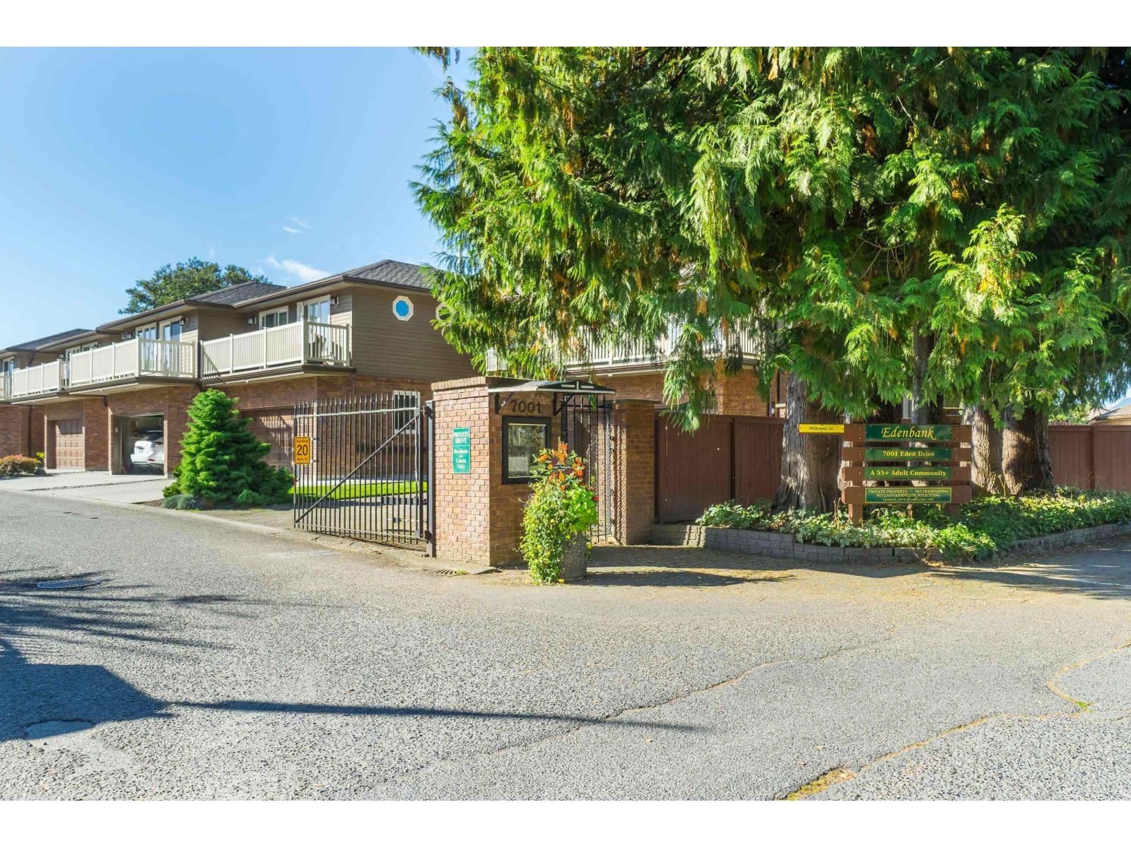 201 7001 EDEN DRIVE, Sardis West Vedder, Chilliwack