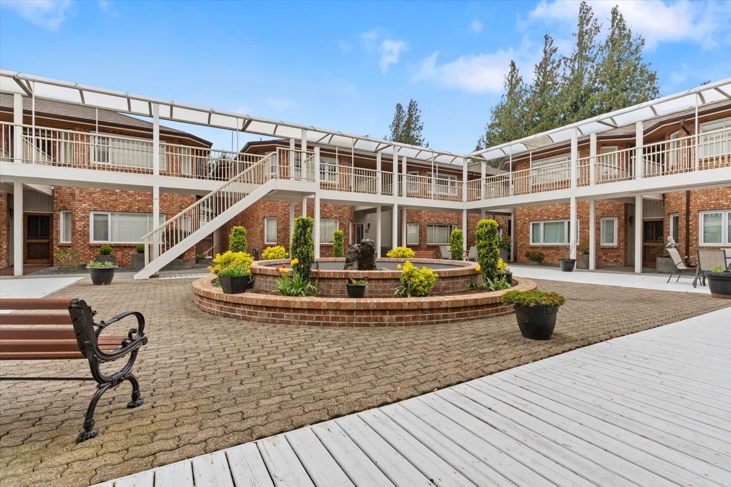 201 7001 EDEN DRIVE, Sardis West Vedder, Chilliwack