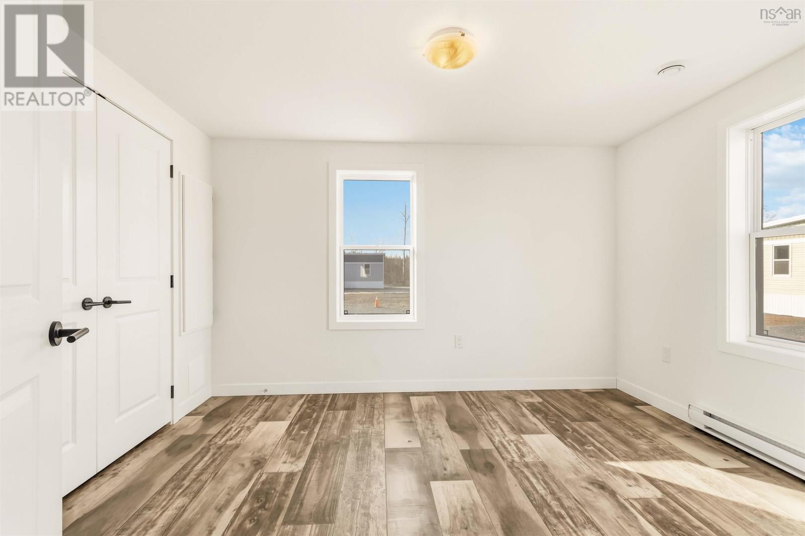 Property 26 of 30 of 5 Pebble Lane