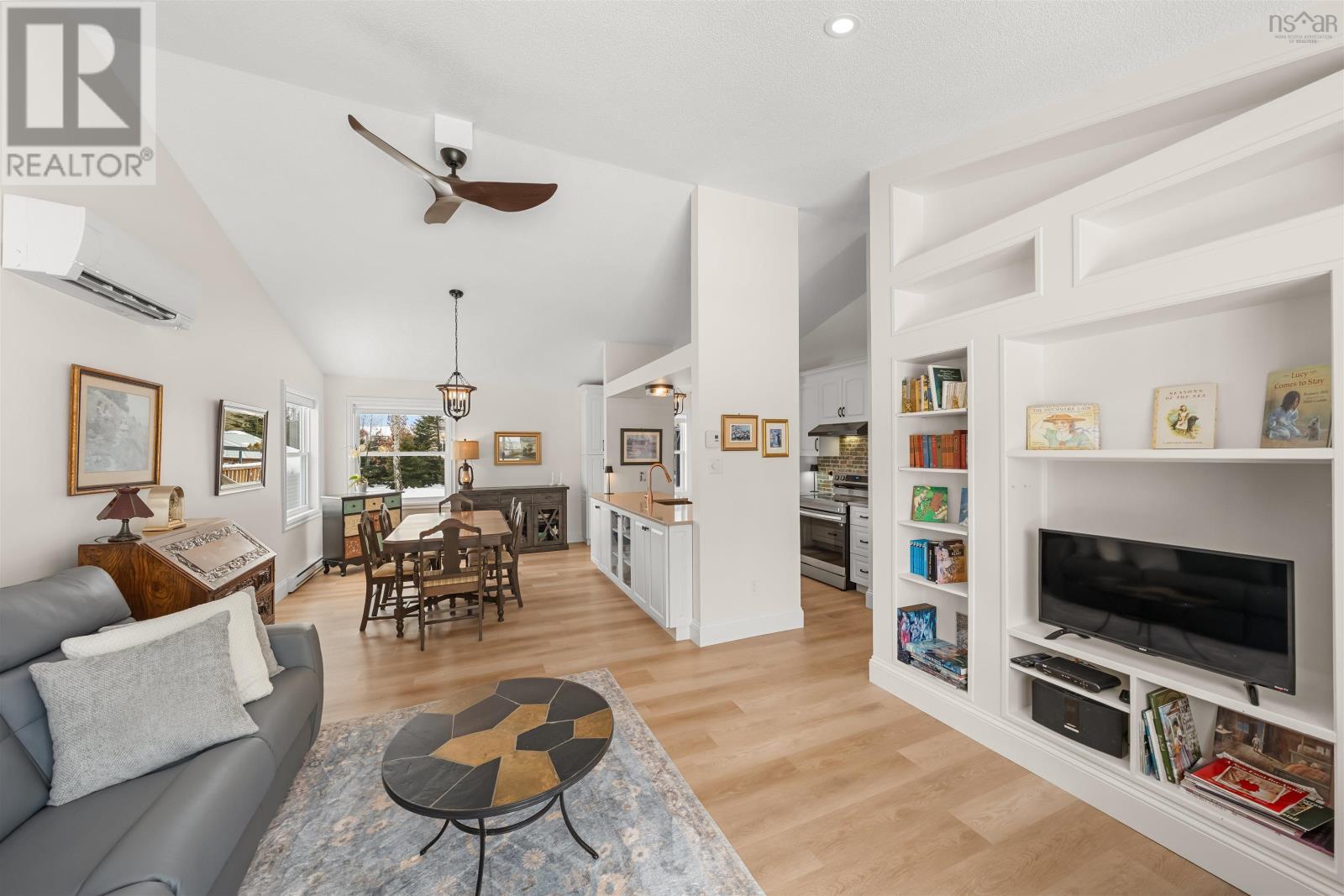 Property 21 of 49 of 149 Coldstream Drive