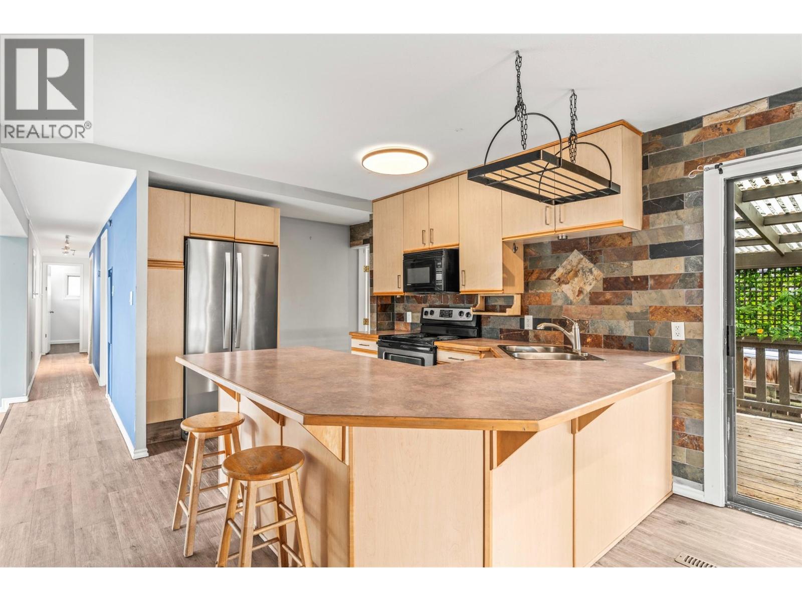 6670 L & A Road, Vernon