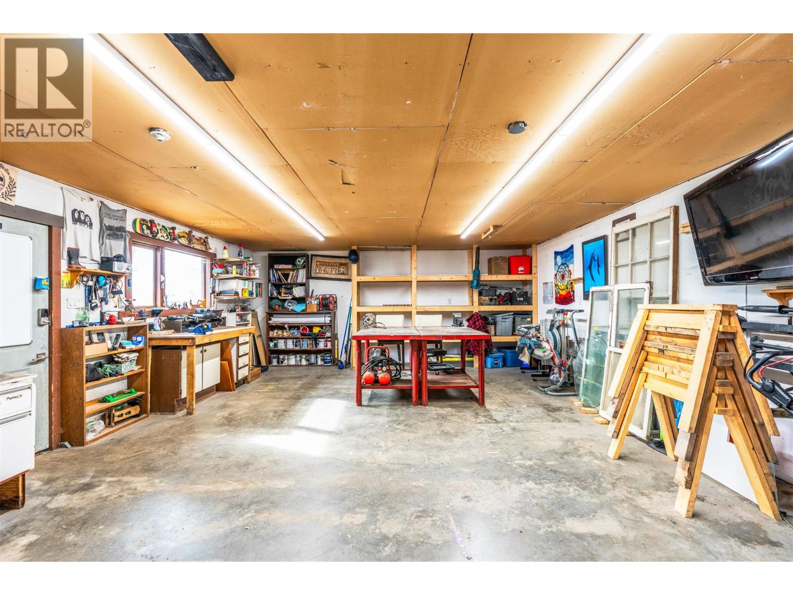 6670 L & A Road, Vernon